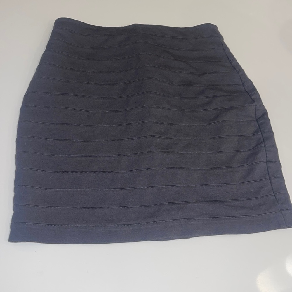 Grey express skirt